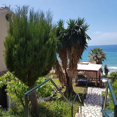 Glyfada Maisonette 59